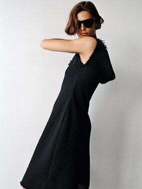 ZARA WOMAN COLLECTION BLACK RAW-EDGE MIDI DRESS Size M BRAND NEW